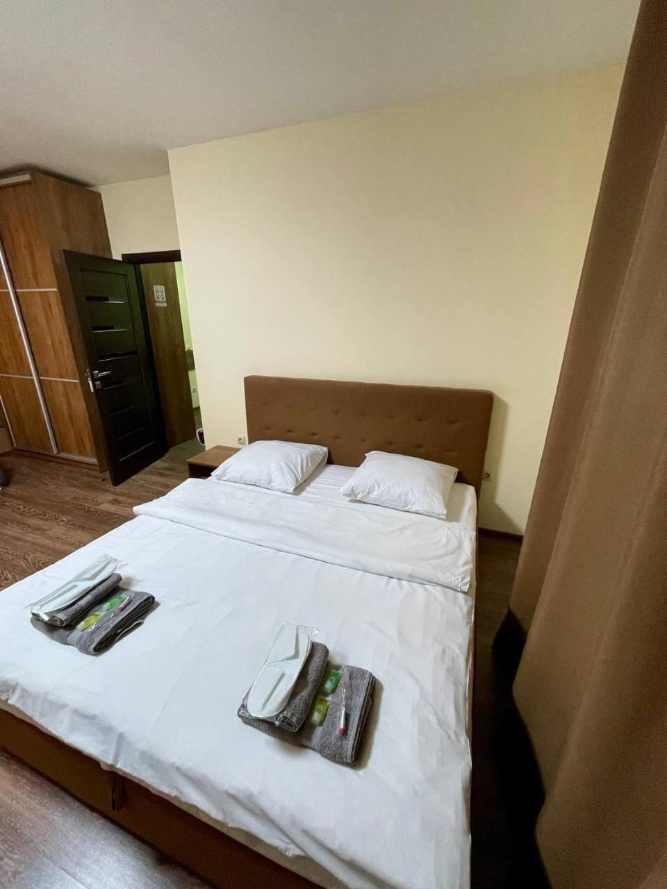 Apartments In Uzhgorod For You. Eksteriør billede